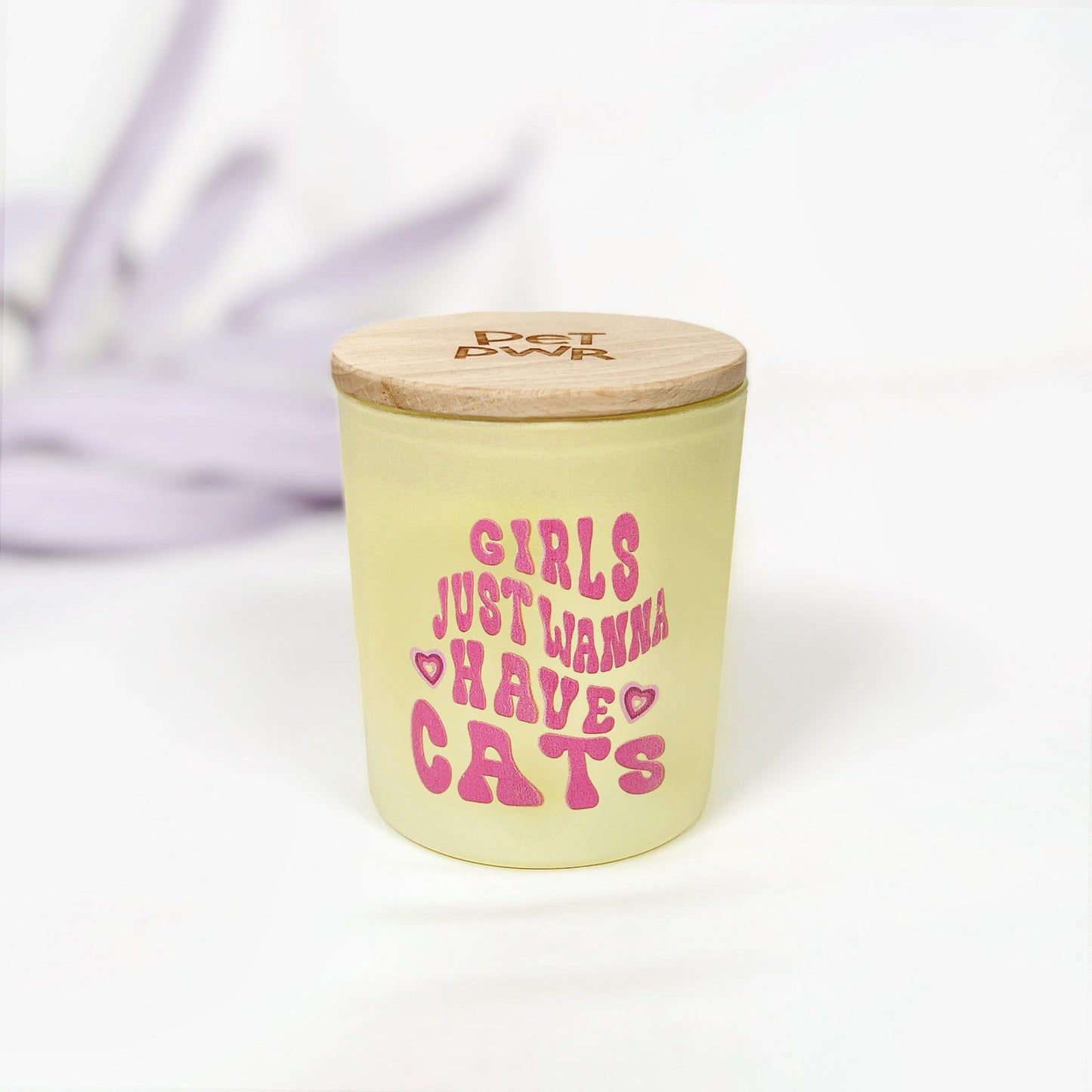 Sojų vaško žvakė su ramunėlių aliejais – Girls just wanna have cats